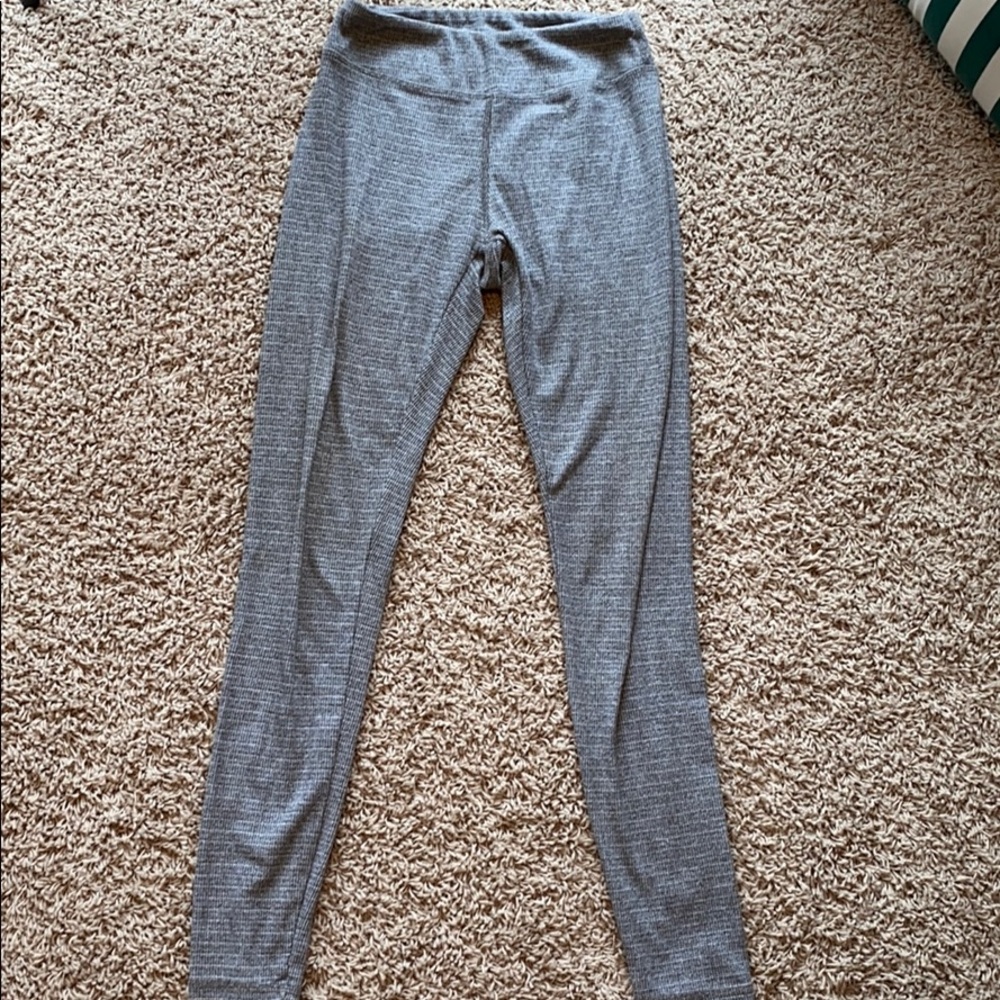 Grey leggings